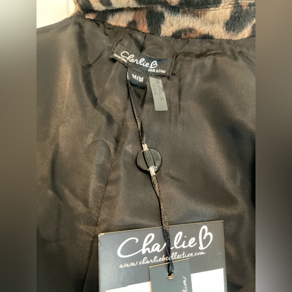 Leopard Print Women's Coat - Picture 5 of 6